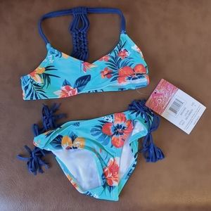 NWT KANU SURF GIRLS SIZE 4 BATHING SUIT